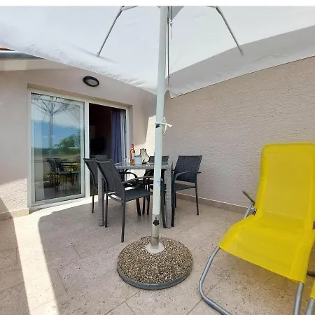 Apartment Marino *