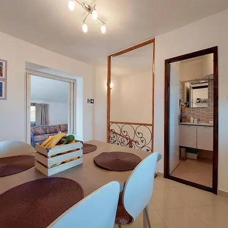 Marino Apartment *