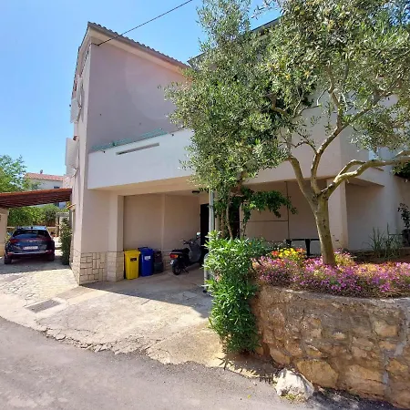 Marino Apartment