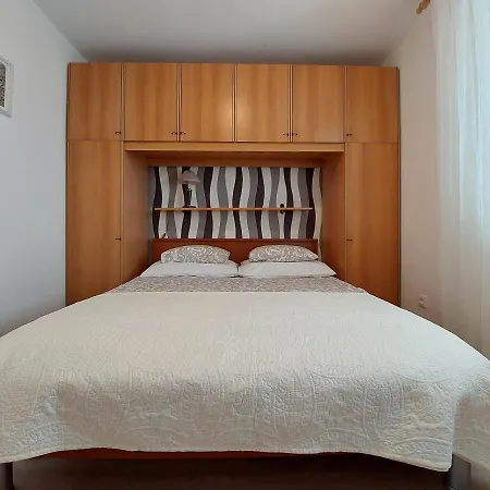 アパート Marino *